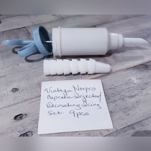 Large Lot Of Vintage Kitchen Gadgets